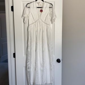 NWT PINK BLUSH MATERNITY DRESS